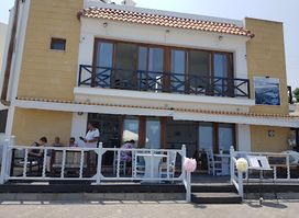 Destiny Deniz Restaurant