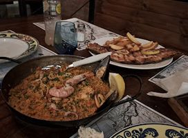A la deriva - Bodegón del Mundo