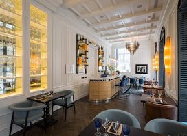 Restaurante YOUNIQUE Arts Club