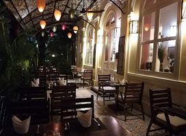 Mealea Restaurant, Fine Dining, Western & Traditional Asian Cuisine