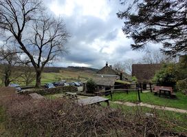 Craven Arms Pub & Cruck Barn