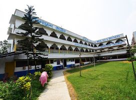 SPOT ON 43674 Apanjan Hotel