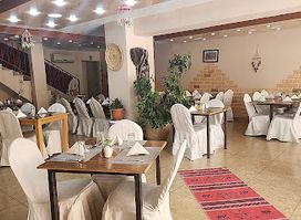 Palm Court Restaurant & Cafe