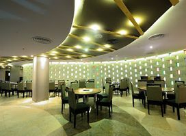 Saffron Restaurant - Best veg restaurant in Raipur
