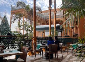 Omar's Cafe Restaurant
