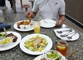 Chicago Grill And Cafe