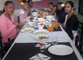 LETS EAT DELICACYS & TAKEAWAY
