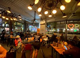 Love Italy Restaurant & Bar - Surfers Paradise Beach