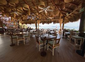 LUPE DE ARENA RESTAURANTE Y CLUB DE PLAYA