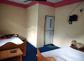 Hotel Paradise And Restro