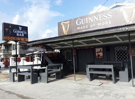 Double R (Guinness bar)