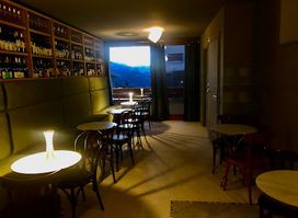 Cépages (vineria e cucina)