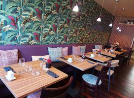 Lé Là Restaurant