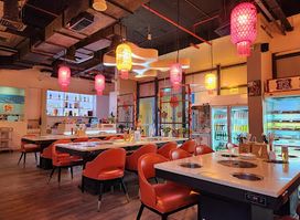 嗨兔火锅 Hai Tu Hotpot