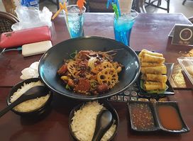 Big Chef Cafe & Bar