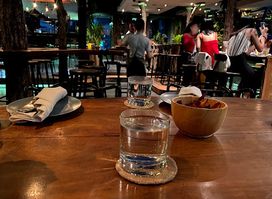 VEHAA | Restaurant & Bar