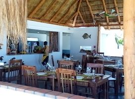 Telvina Beach Lodge Restaurante e Acomodação