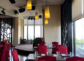 9 SPOONS - The Bayleaf Intramuros