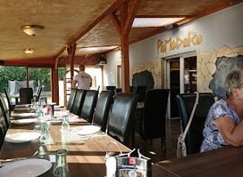 Pomodoro Restaurant & Pizzeria
