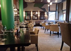 Glaschu Restaurant & Bar
