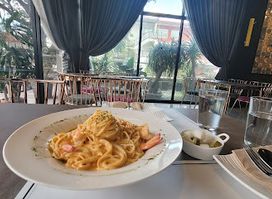 Sol Cook Restaurant