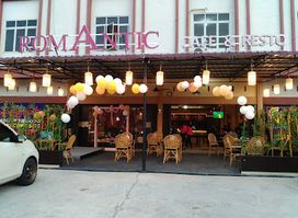 Romantic cafe dan resto