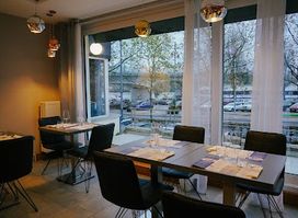 Brasserie Restaurant Sriprai