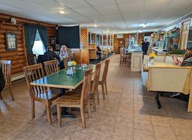 Cedar House Bakery & Restaurant