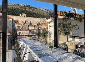 Above 5 Rooftop Restaurant