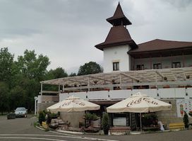 Conacul Trandafirilor