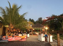 Moorings Seaside Bar & Bistro
