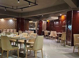 The Avenue Restaurant