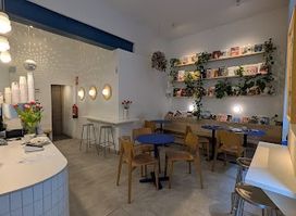 Etual Café