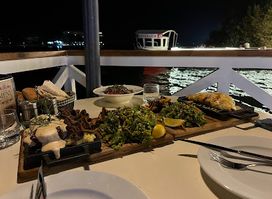 Rivermania Restaurant