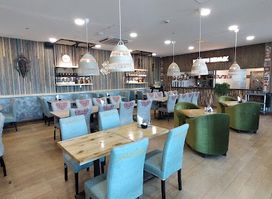 Modern nomads restaurant