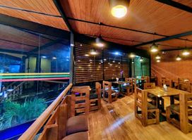 Neth Cafe