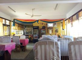Boomer's Bar and Restaurant