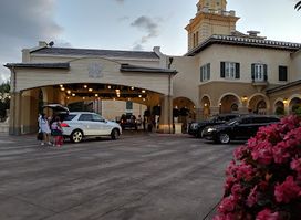 Mama Della's Ristorante