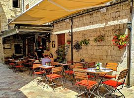 La Catedral Pasta Bar