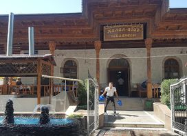 Jalal-Abad chaikhana