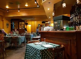 Gino's