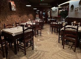 Roman's Den