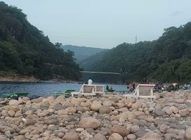 দিরাই মণি রেস্টুরেন্ট