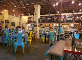 Adaminde Chayakkada, Adam's Teashop