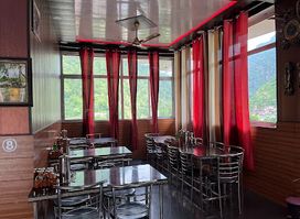 Ashok Home Stay & Restaurant