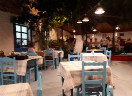 Ampavris Taverna
