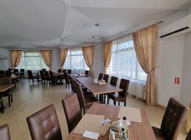 La Ronda Restaurant - Restaurant evenimente, livrari la domiciliu si takeaway