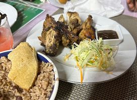 Irie House restaurant and bar