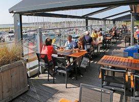 De Dining