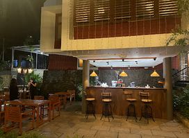 Lantern Grove Restaurant